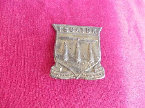 WW2 TSC/TDK Cap Badge from South Africa