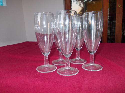 Set of 5 Champagne Glasses