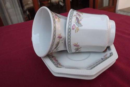 Set of 2 Pretty Fine China Cups & Saucers