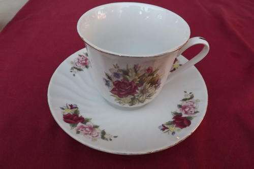 Dainty Single Cup & Saucer with Palace Bouquet Design