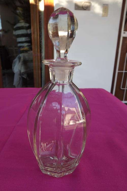 Small Thick Glass Decanter with Stopper - 14.5cm tall without stopper - special item