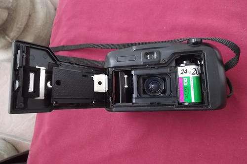 Pentax Espio 738 Camera - film in camera - not tested - as is