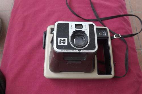 Kodamatic Instant Camera Pleaser II - as is