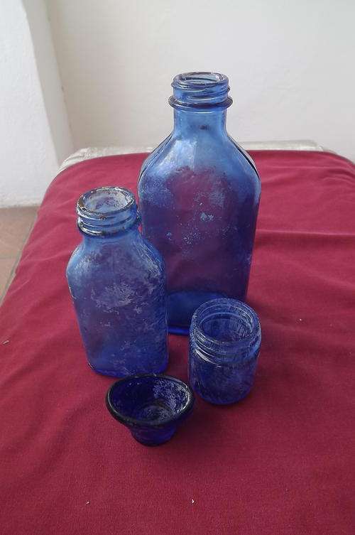 Lot of 4 Blue Bottles - eyeglass included