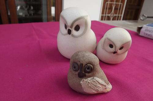 Set of 3 Pottery Owls - larges - 9cm - good condition
