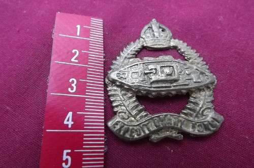WW2 British Royal Tank Regiment Cap Badge - No pins