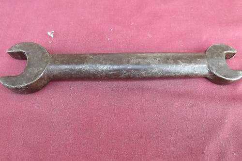 Antique Rounded Heavy Wagon Spanner