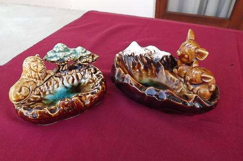 Pair of 2 Porcelain Ornaments - good condition - length 11cm each