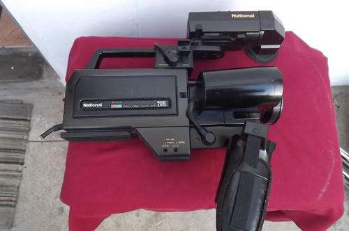 Vintage National Saticon Colour Video Camera WVP 200N with Auto Focus Lens 10.5-84mm-1.1.4-see scans