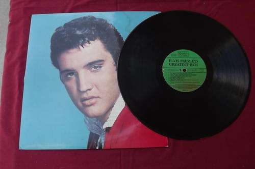 LP - Elvis Presley's Greatest Hits - in dust cover in good condition
