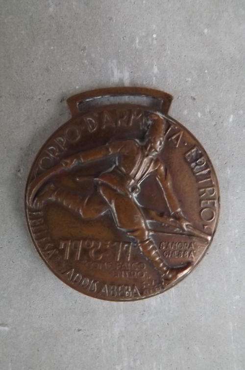 Italian Medal Corpo D'Armata Eritreo 37mm Diameter - good cond-Reverse have a list of battles fought