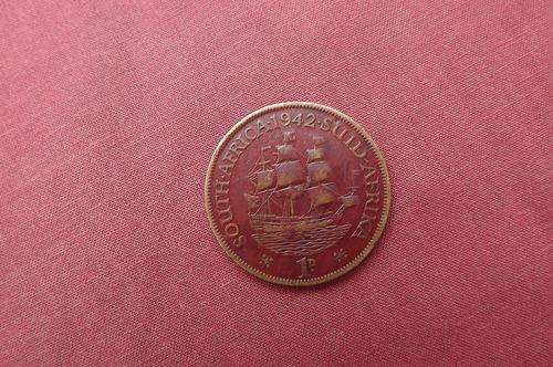 Union of SA 1942 One Penny in EF Condition - see scans - Red Colour