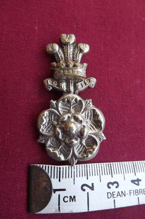WW2 British Yorkshire Hussars Cap Badge - white metal