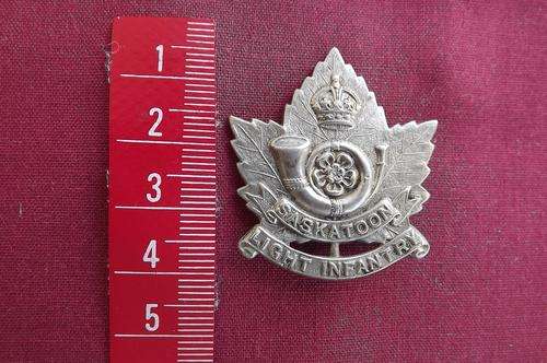 WW2 Canadian Saskatoon Light Infantry Post 1928 Maker - Roden Bros. Badge
