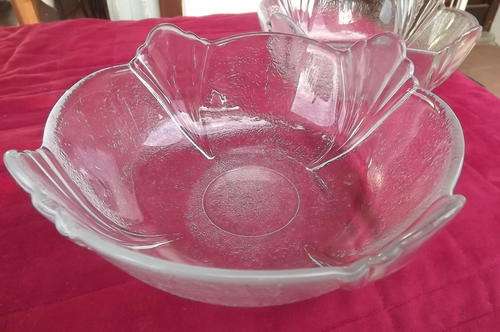 Large Beautifully Shaped Salad Bowl - Very Heavy - 26.5cm diameter - we have 2 Priced at R55 EACH