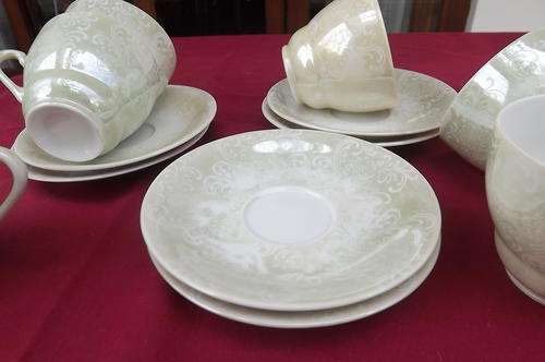 Set of 6 Dainty Porcelain Cups & Saucers - soft green with lace pattern - very good condition