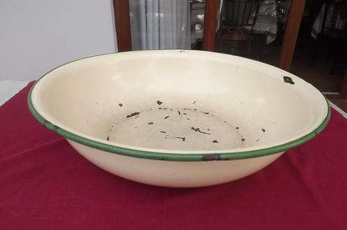 Large Vintage Enamel Dish/Wash Basin in Cream & Green-small hole at the bottom-50cm diam, depth 14cm
