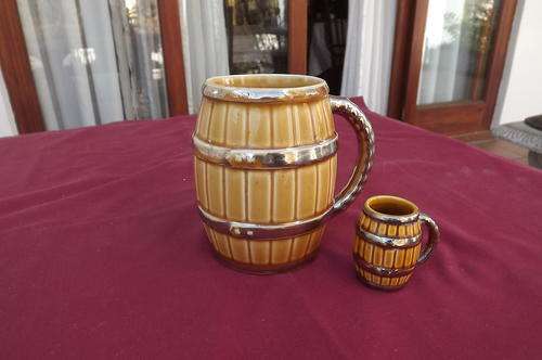 Wade Barrel Beermug with Miniature - both in good condition - 12cm high, 7.5cm diameter
