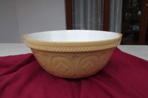 Vintage Large Mixing Bowl - TG Green Church Gresley England - called gripstand bowl - 29cm diameter