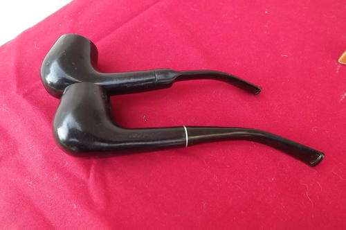 Lot of 2 Smoke Pipes - good condition