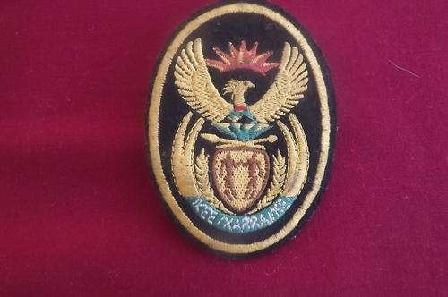 SANDF Warrant Office II Rank Cloth Badge with 2 Pins