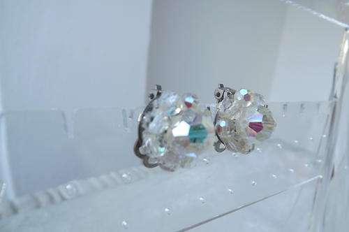 Vintage Crystal Round Clip On Earrings in good condition - see scans for different colours