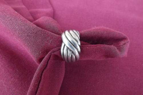 Pretty Silver 925 Ring in size 7 in good condition