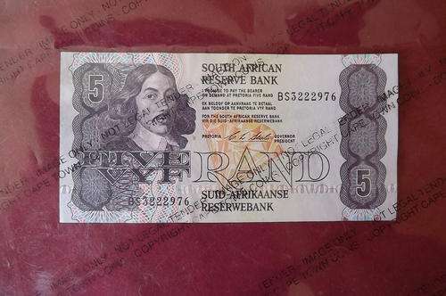 S.A Reserve Bank R5 banknote signed CL Stals 1990.First and only issue.Very good condition