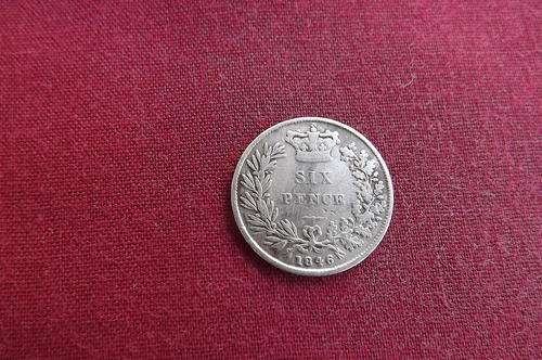 Great Britian 1846 silver sixpense .See scans