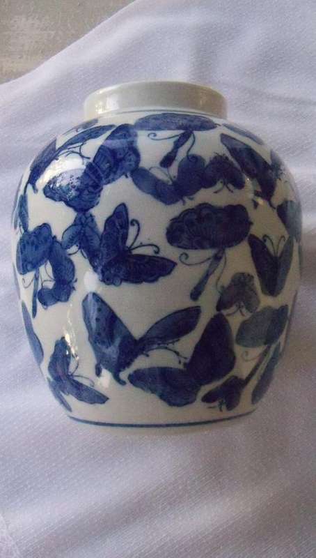 Ming Blue Pot as per scan