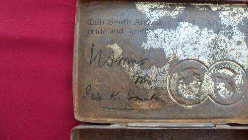 Christmas 1941 Tin send to Troops -signed Isie Smuts