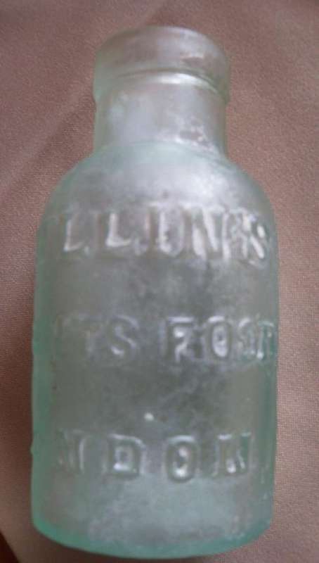 Mellins Infants Food Bottle from London