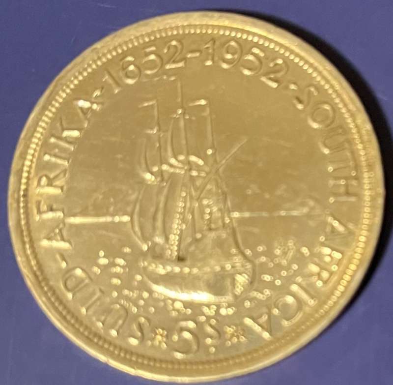 1952 Five Shilling Coin 0.500 Silver 28.28 grams encapsulated proof