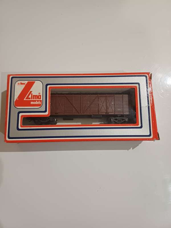 Boxed Lima SAR Box wagon