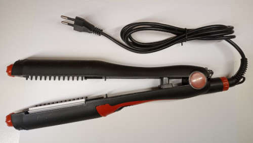 Hair Straightener and Curler - 3 ON AUCTION