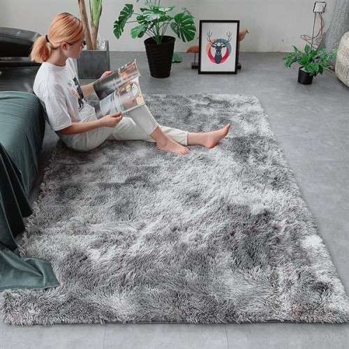 Fluffy Carpet