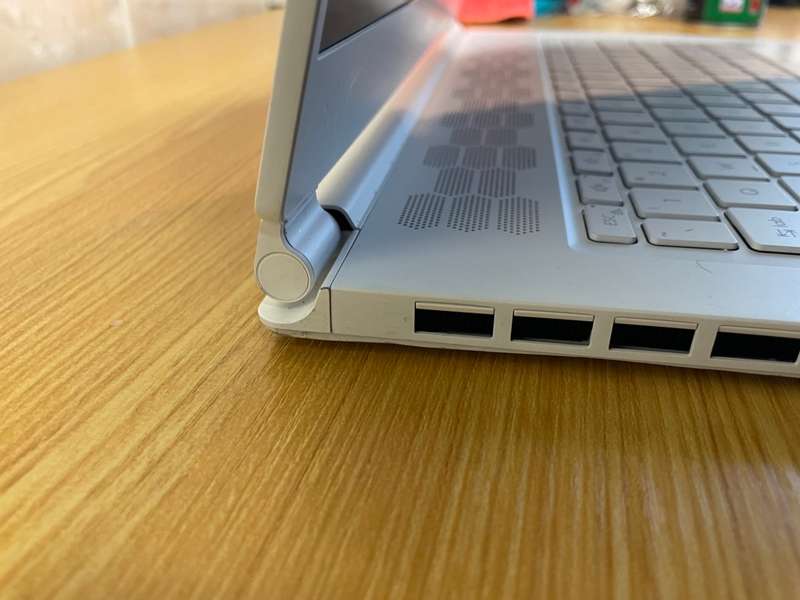MSI STEALTH 15M A11SEK 15.6` - i7-1185G7 - 16GB RAM - RTX 2060 MQ - 512GB SSD 53371