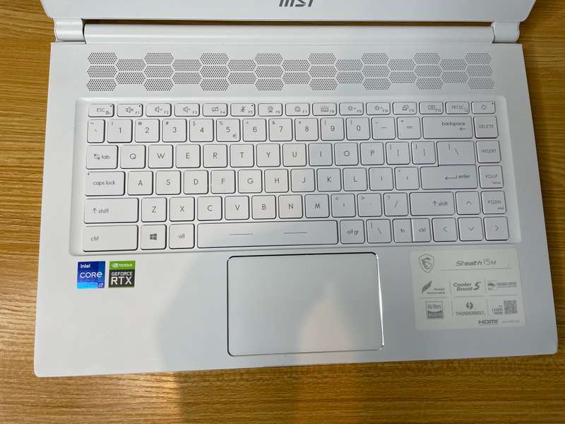 MSI STEALTH 15M A11SEK 15.6` - i7-1185G7 - 16GB RAM - RTX 2060 MQ - 512GB SSD 53371