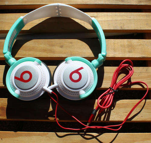 Earphone
