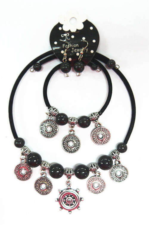 Stunning 3pcs Necklace + Bracelet + Earring