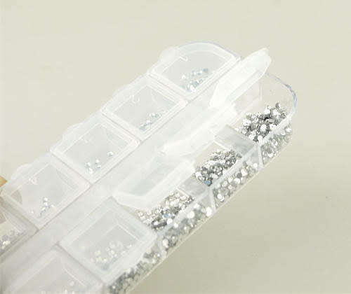 The Nail Art - 3000pcs Silver Diamonds