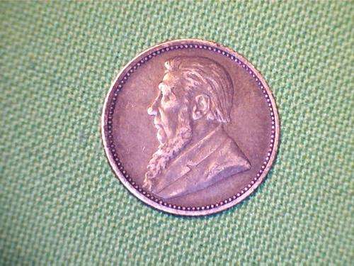 A LOVELY ZAR 6d IN ALMOST UNCIRCULATED CONDITION WITH NATURAL TONING.   R15000 ++