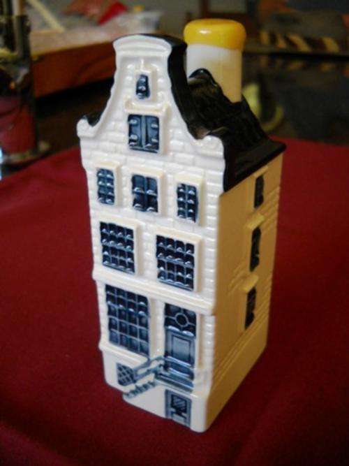 BLUE DELFT KLM HOUSE NUMBER 78