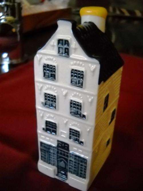 LATE ENTRY: BLUE DELFT KLM HOUSE NUMBER 28