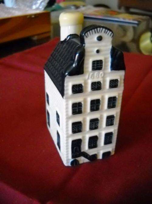 LATE ENTRY: BLUE DELFT KLM HOUSE NUMBER 14