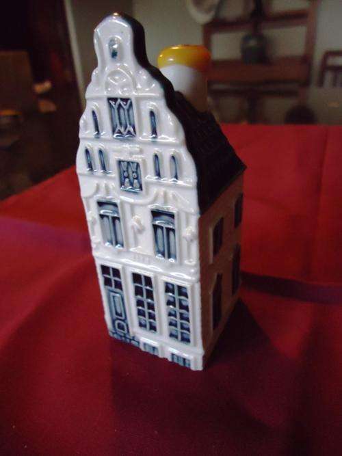 LATE ENTRY: BLUE DELFT KLM HOUSE NUMBER 10