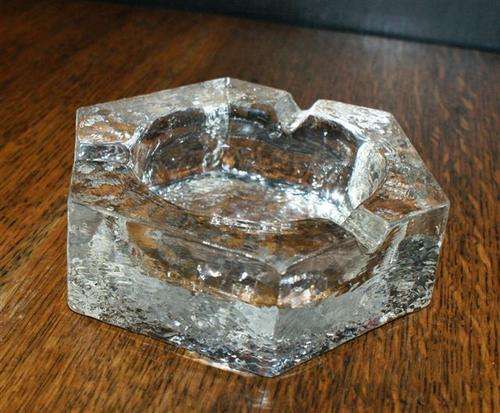 SOLID GLASS ASHTRAY