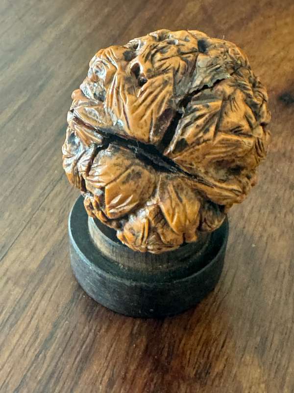 Antique HEDIAO ASIAN CHINESE HAND CARVED WALNUT NUT WITH MONKS CARVING