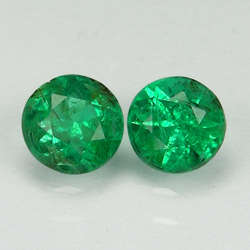 WANT SOMETHING Nice??? 1 PAIR OF NATURAL INTENSE GREEN ZAMBIAN EMERALD ROUND FACET