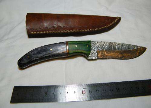 Handmade Damascus Steel Knife